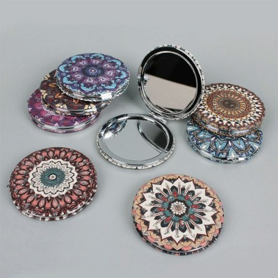 Зеркало складное  круглое, d-7см. двойное, ассорти Darvish